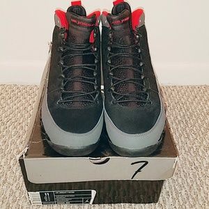 Air Jordan 9 "Charcoal 2010"